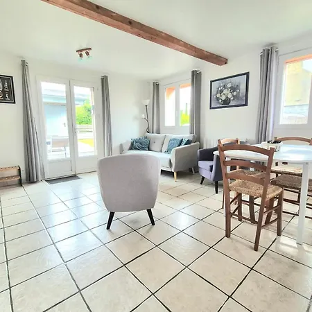 House With Garden In Saint-Laurent-sur-Mer